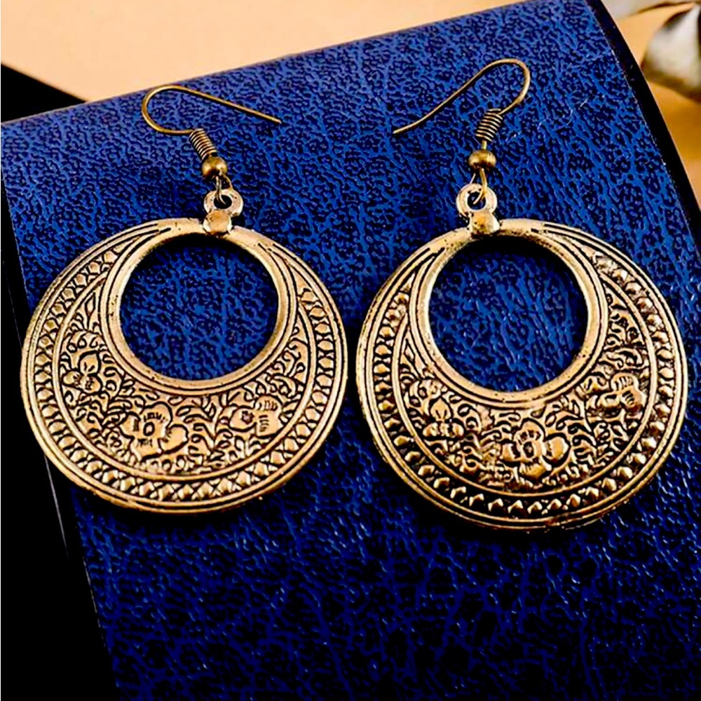 Gold Floral Filigree Hoop Earrings - Women Jewelry